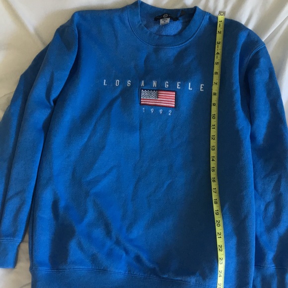 NWOT ASOS crewneck! - Picture 2 of 4